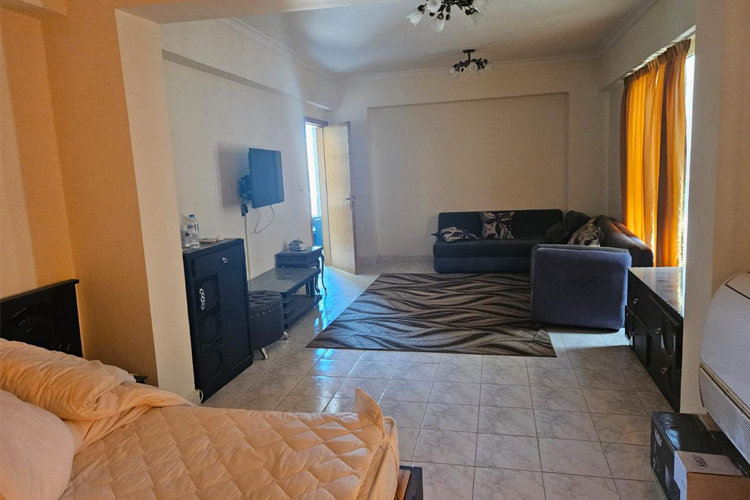 For investors 8 Apartments for sale  - 2